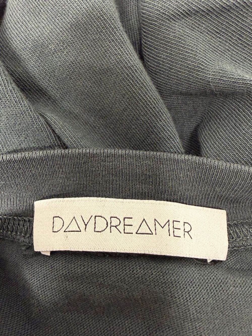 Daydreamer Aerosmith Band Graphic Cropped Long Sleeve Top Shirt Gray Size Medium - Picture 6 of 7